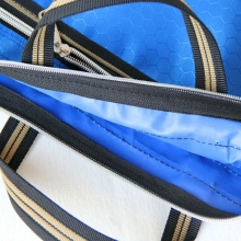 易利文（YILIWEN）915-3 水立方纹手提双拉链 37.5*30.5cm 军绿色